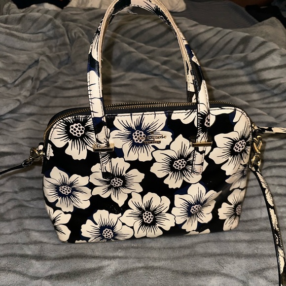 Kate Spade Handbag - Picture 1 of 2